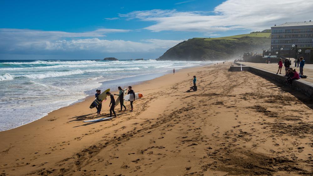 Серфинг в Испании Серфинг в Испании