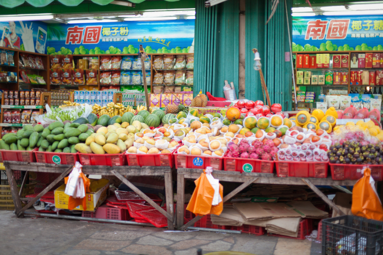 Чем накормить ребенка на Хайнане