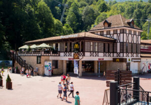 McDonalds на Роза Хутор