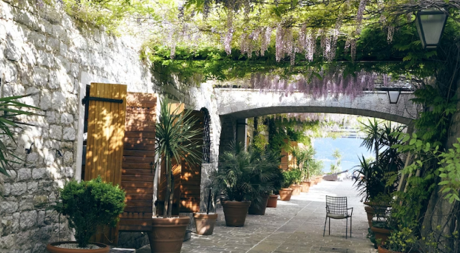 Старый город в Будве